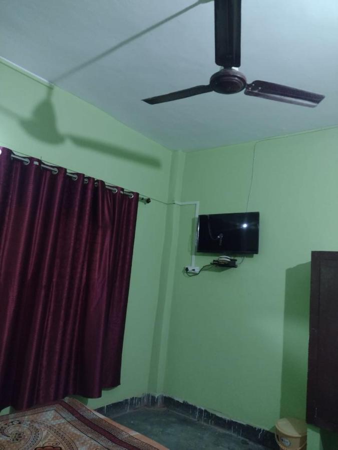 Oyo 83936 Chaudhary Guest House Bulandshahr Eksteriør bilde