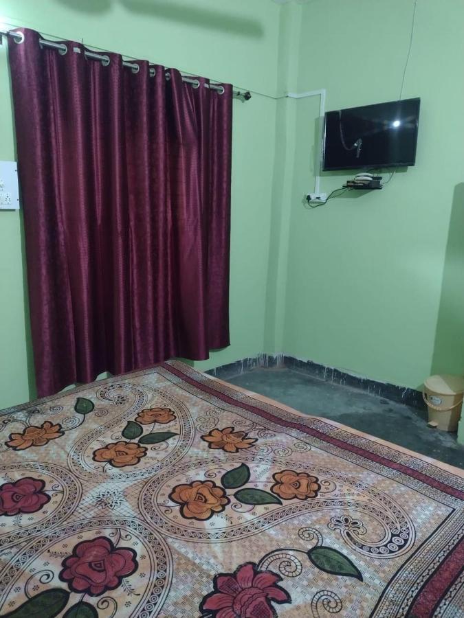 Oyo 83936 Chaudhary Guest House Bulandshahr Eksteriør bilde