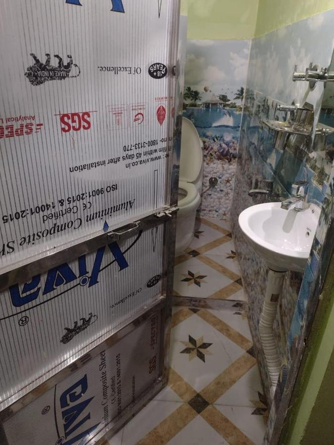 Oyo 83936 Chaudhary Guest House Bulandshahr Eksteriør bilde
